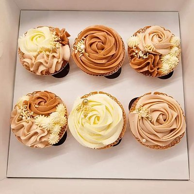 Elegant Cupcake (Dozen)