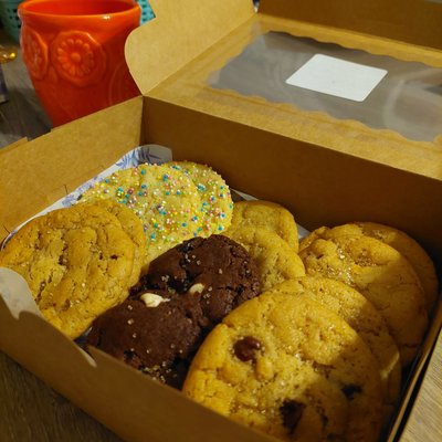 Classic Cookie Assortment Box