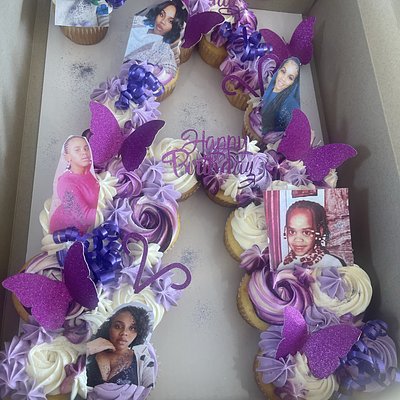 Adults Cupcake Cakes 