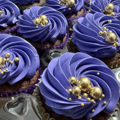Simple Cupcakes-12 Count