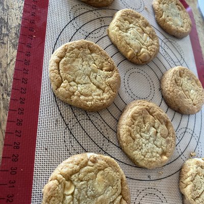 White Chocolate Macadamia