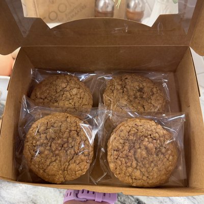 4 Pack Oatmeal Cream Pies