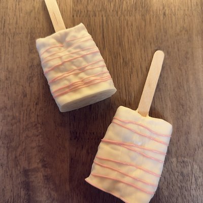 Dipped Rice crispy Treats 