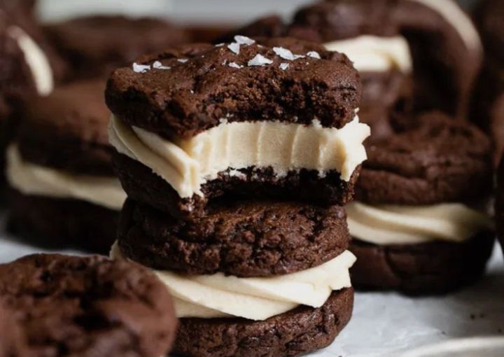 Brownie Cookies With Frosting 