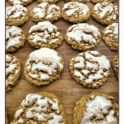 Iced Oatmeal Cookies