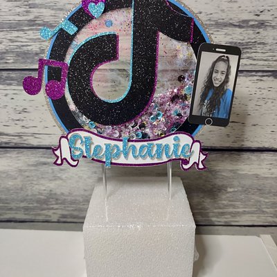 Custom Shaker Cake Topper