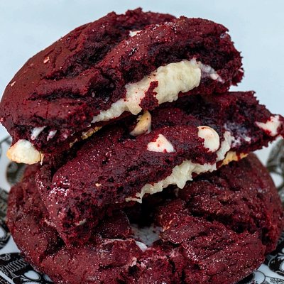 Red Velvet White Chocolate Chip Stuffed Cream Cheese 