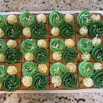 Individually Sliced Cookie Cake 