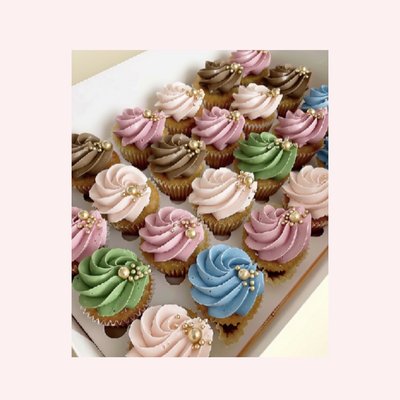 Custom Cupcakes - 1 Dozen 