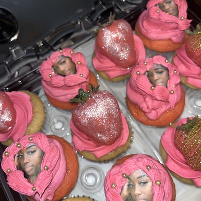 Custom Cupcakes (dozen)