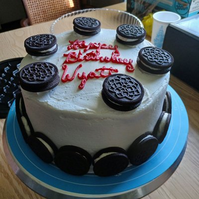 Round cakes 