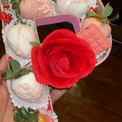 Small Chocolate Covered Strawberries Letter