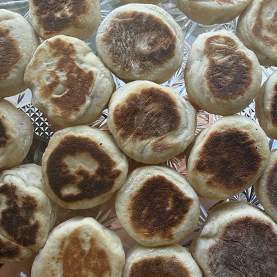 Sourdough English Muffins (6 Count) 
