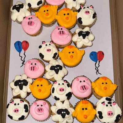 24ct Cupcake Cake