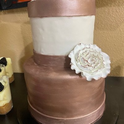 2 Tier Cake Start @ 