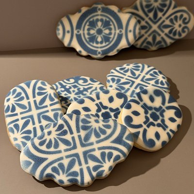 1 Dozen Mini Custom Design Sugar Cookies