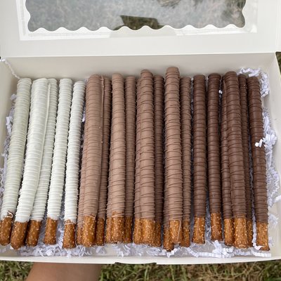 Classic Pretzel Rods