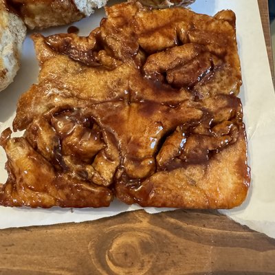 Cinnamon Rolls With Nuts (6)