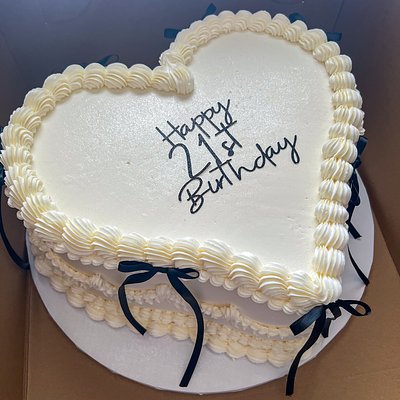 12 Inch 2 layer Heart Cake (40-50 Servings) 