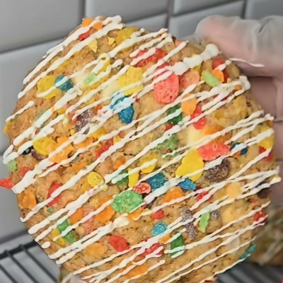 Fruity Pebbles Cookies