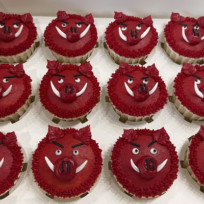 Red Piggy Cupcakes