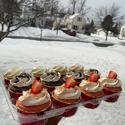 Basic Cupcake Dozen 