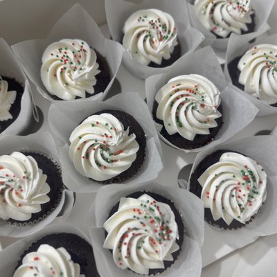 Chocolate Signature Cupcakes 