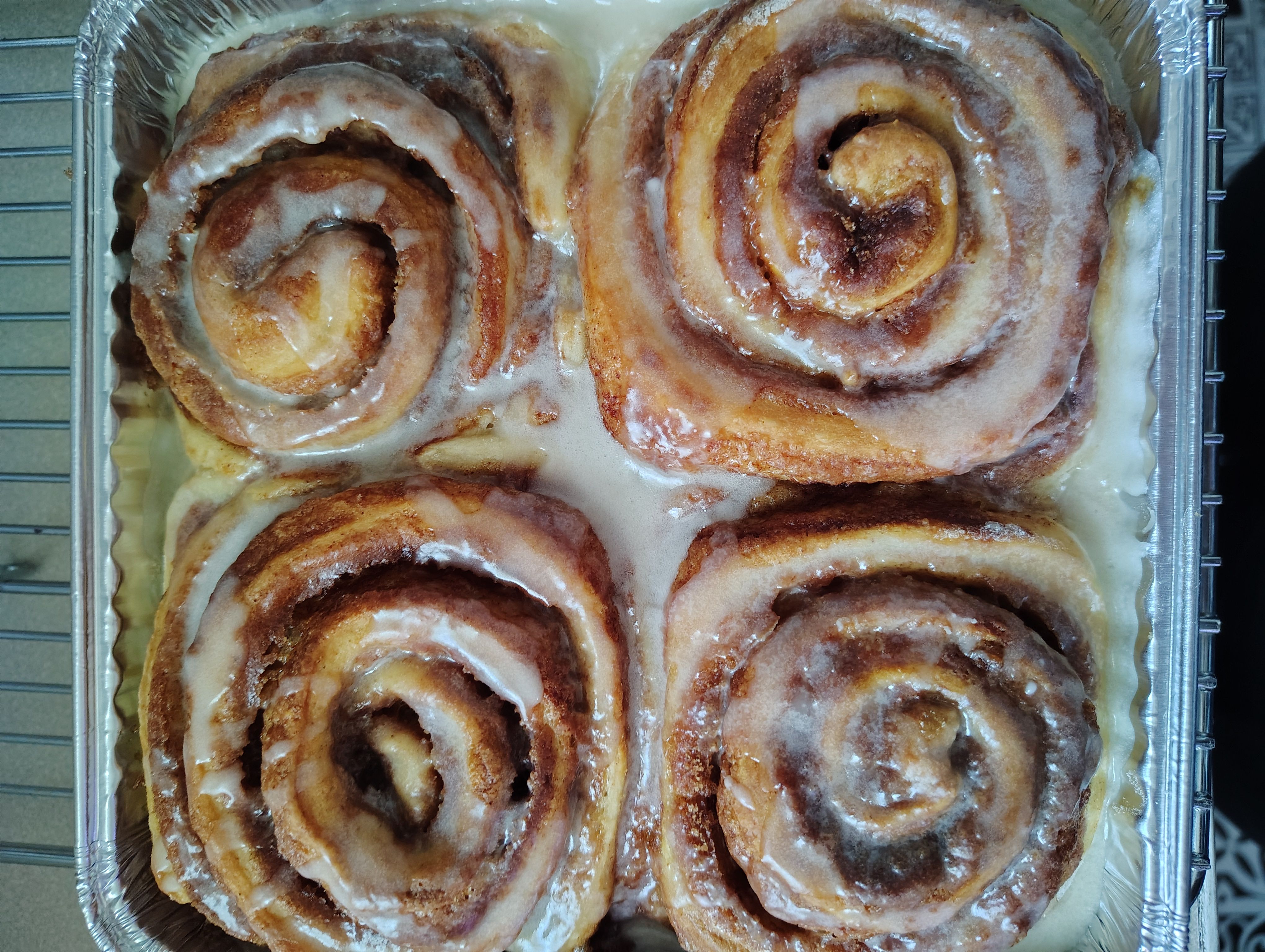 4 Pack cinnamon Rolls 