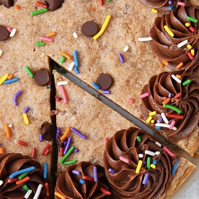 1 Layer Cookie Cake 8”