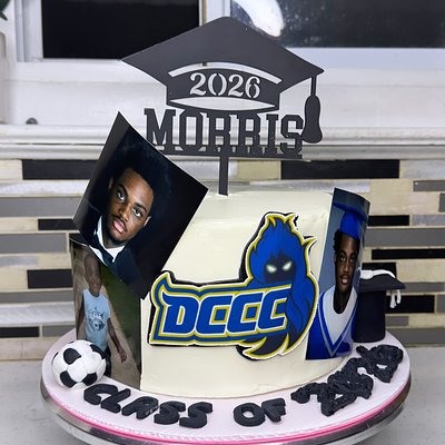Graduation Celebration Cake 