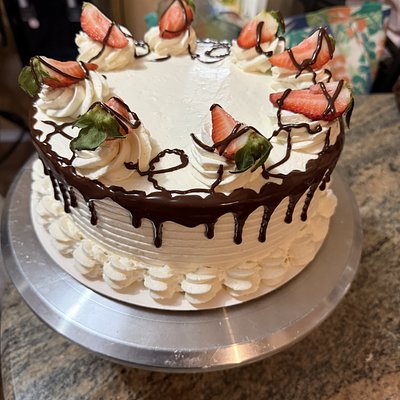 6” Velvet Valentina Cake 