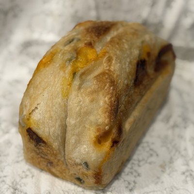 Jalapeño & Cheddar Sourdough Bread