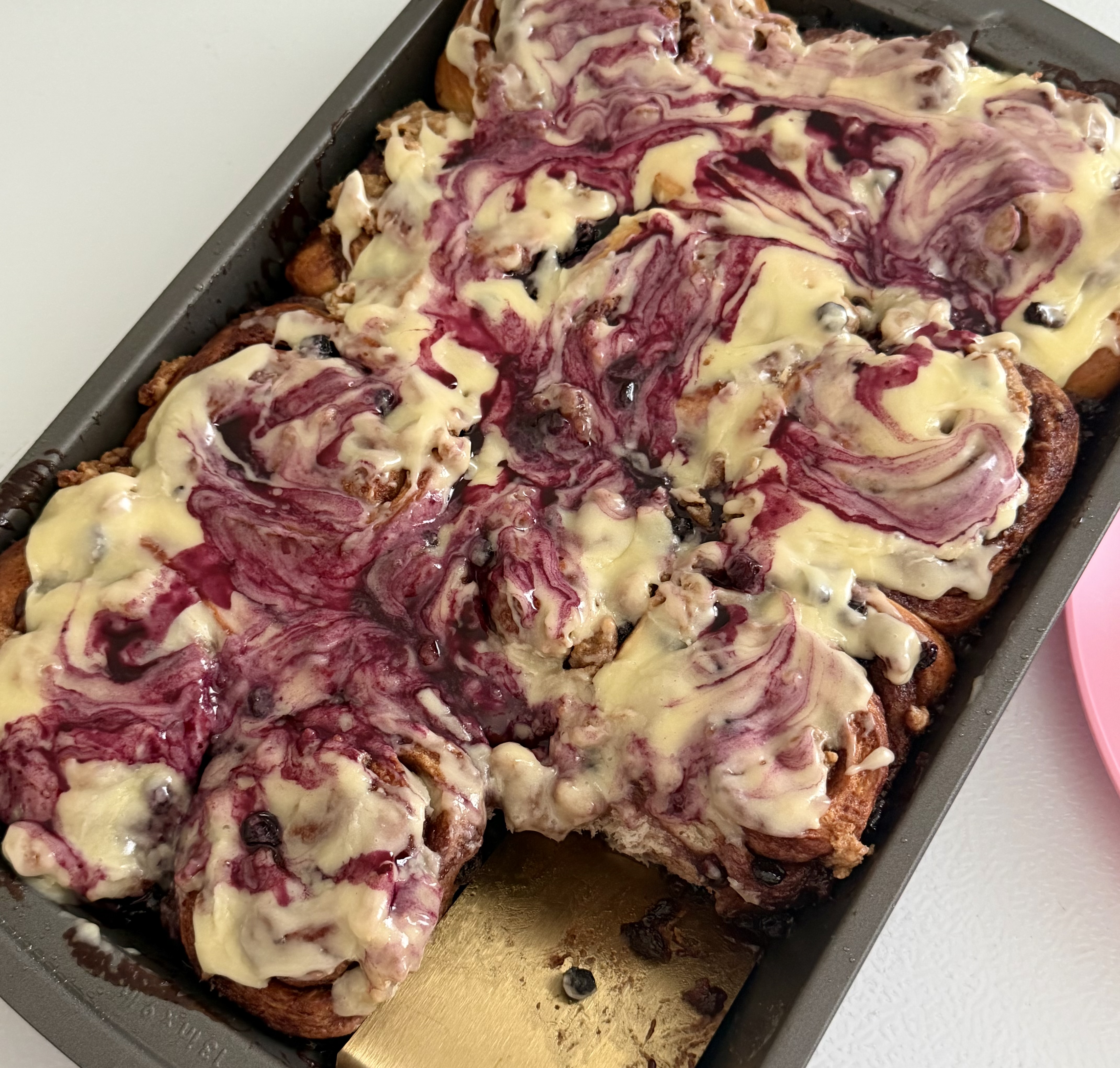 Blueberry Bliss Cinnamon Rolls - 12 Count 