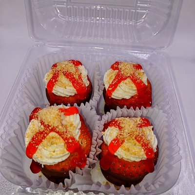 Valentine Strawberries (6 Ct)