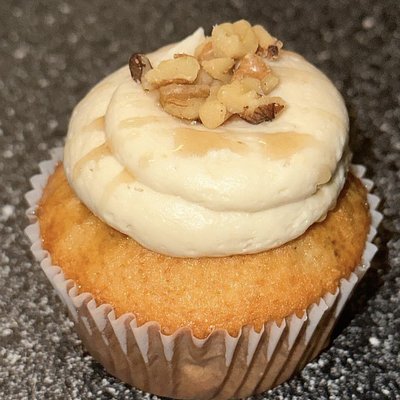 Maple Walnut Cake Pops