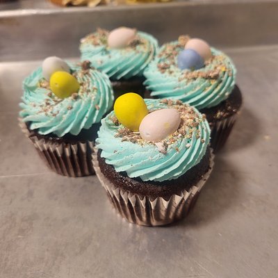 Individual Cupcake - Mini Egg
