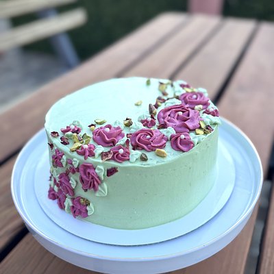 Pistachio & Rose Sponge Cake