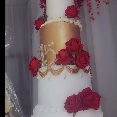 Wedding And Quince Cakes 