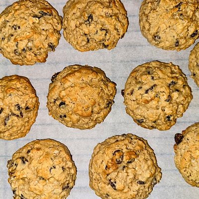 Oatmeal Raisin Cookies
