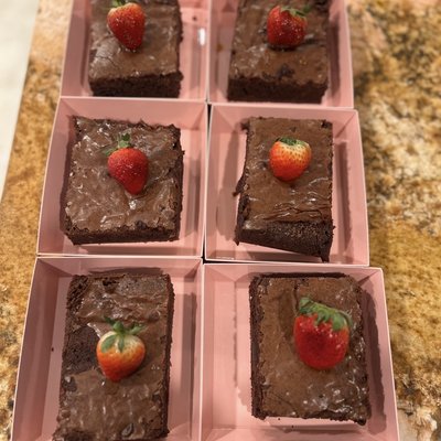 Brownie Dozen