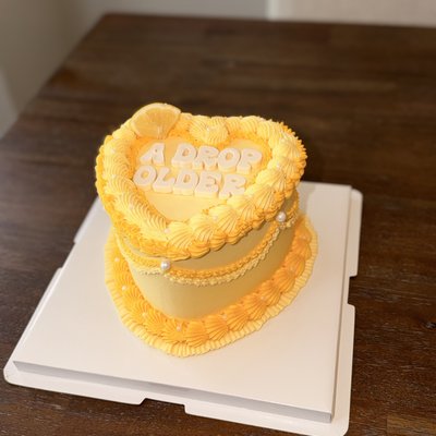 6” Heart Cake (Serves ~10)