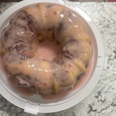 Strawberry Pineapple Pound Cake 