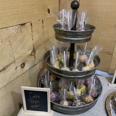 Cake Pops - Vanilla, Strawberry, Funfetti, Chocolate
