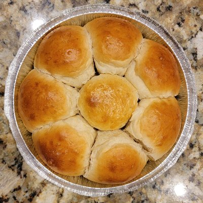 Pull-apart Sourdough Discard Dinner Rolls 8ct