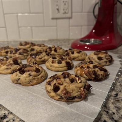Praline Pecan Turtle Cookies 