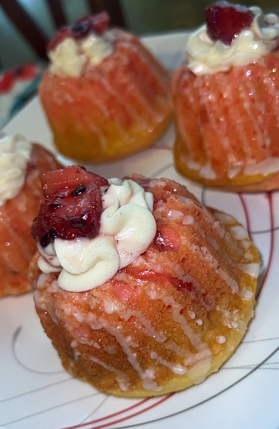 1 Dozen Strawberry Lemonade Bundt Cakes