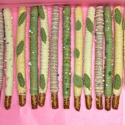 12 Chocolate Covered Pretzels