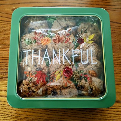 Thanksgiving Cookie Tin