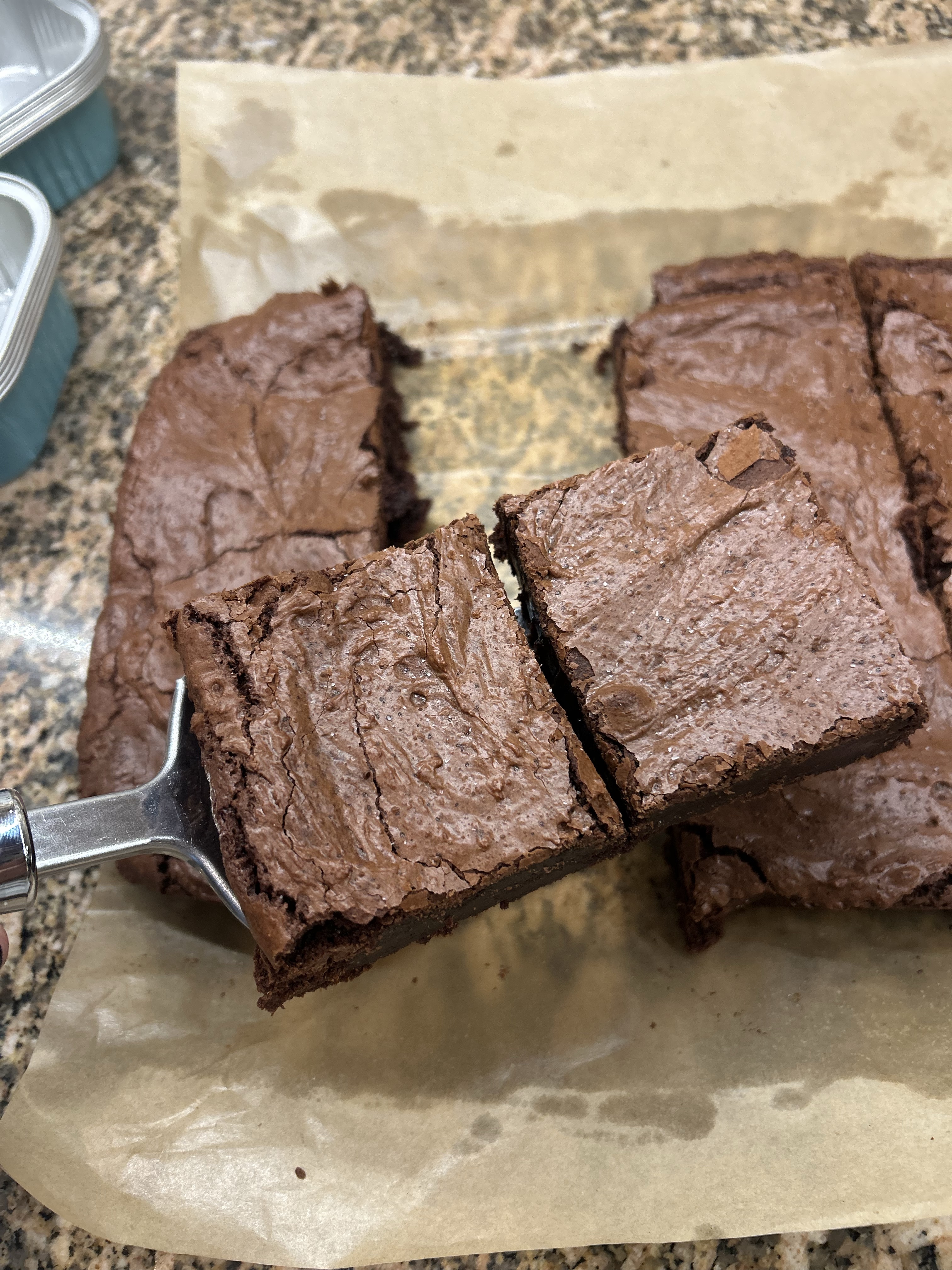 (12) Fudgy Brownies 