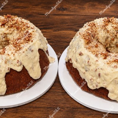 Large Pound Cakes (9 Inch) 